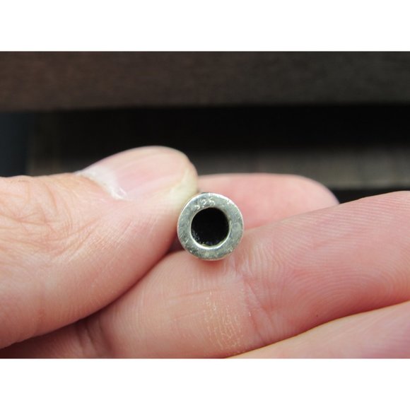 Sterling Silver Unique Pattern Cylinder Of Onyx Stone Pendant - Picture 4 of 7